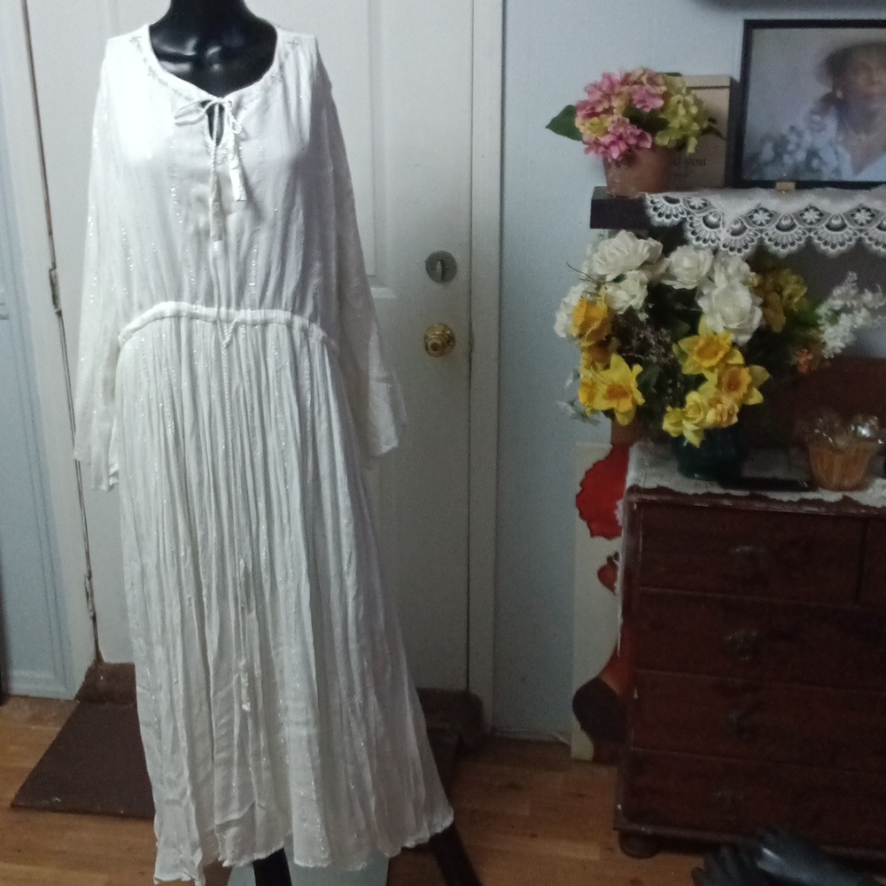 Soft Surroundings White Maxi Dress